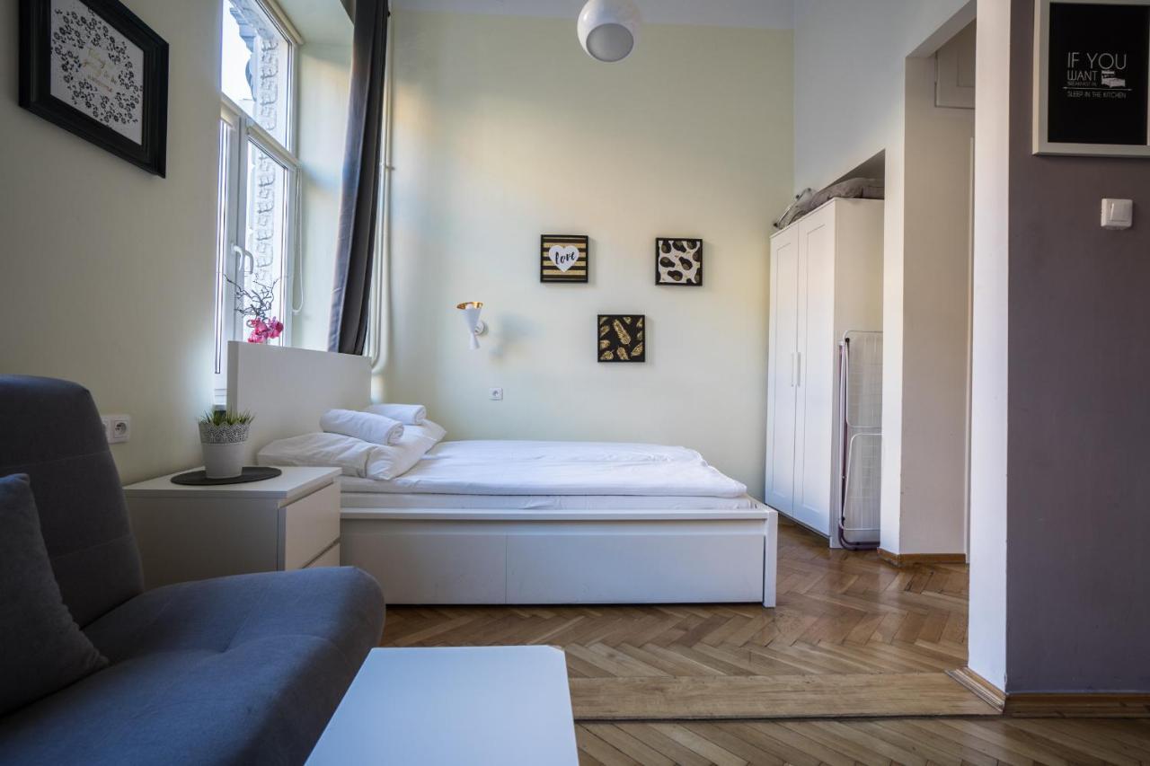 Elegant Apartment Copernicus Варшава Екстер'єр фото
